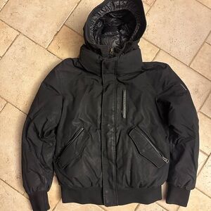 Mackage Men’s Dixon Down Bomber Jacket Size 40 Black Insulated Puffer
